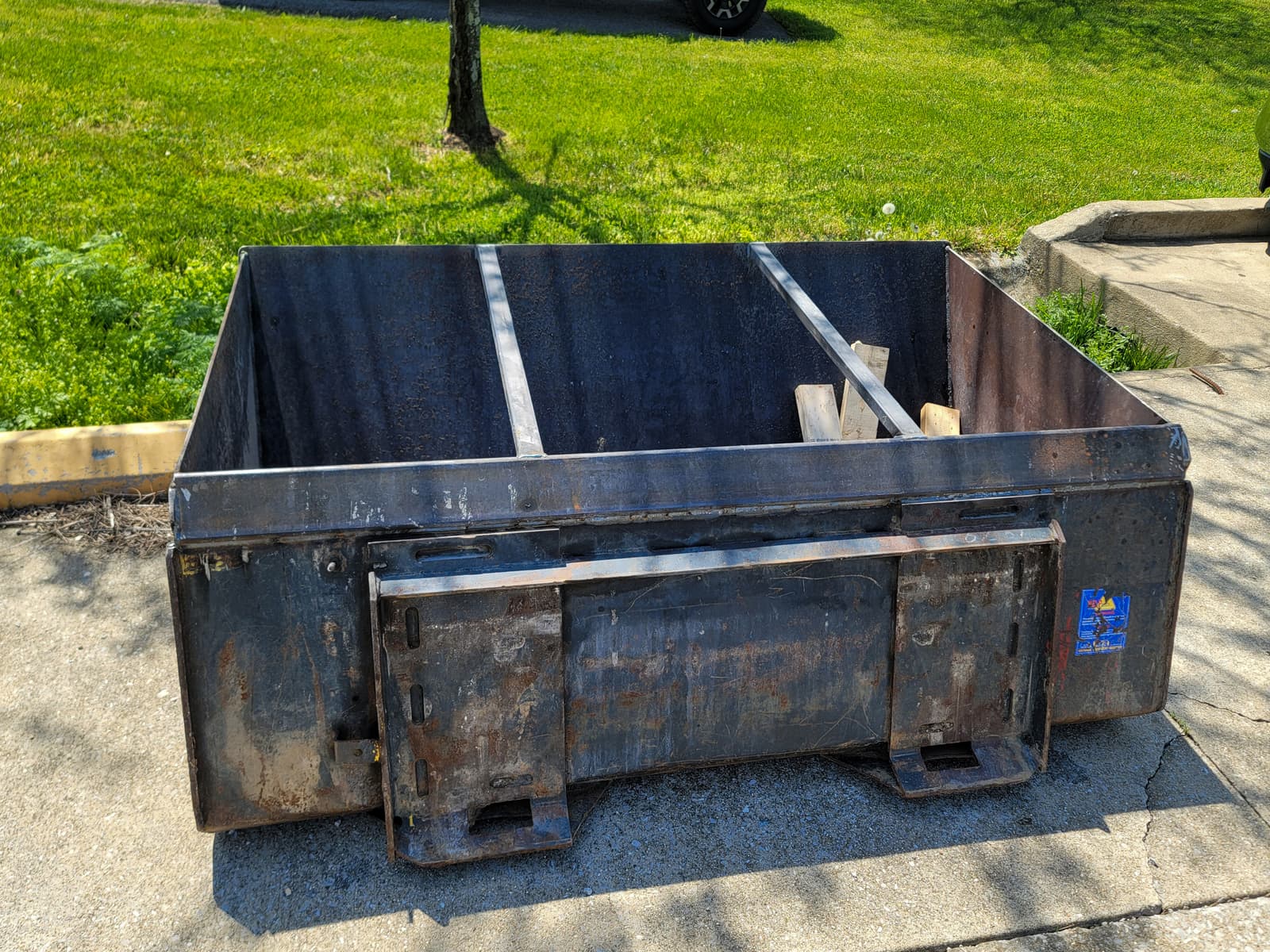 ASB Bucket Repair photo in custom welding work, Central Kentucky.