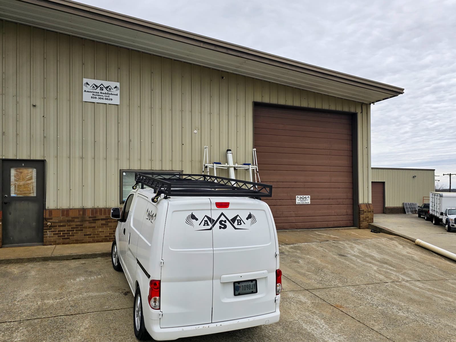 ASB Custom Metal Roof Rack Fabrication photo in custom welding work, Central Kentucky.