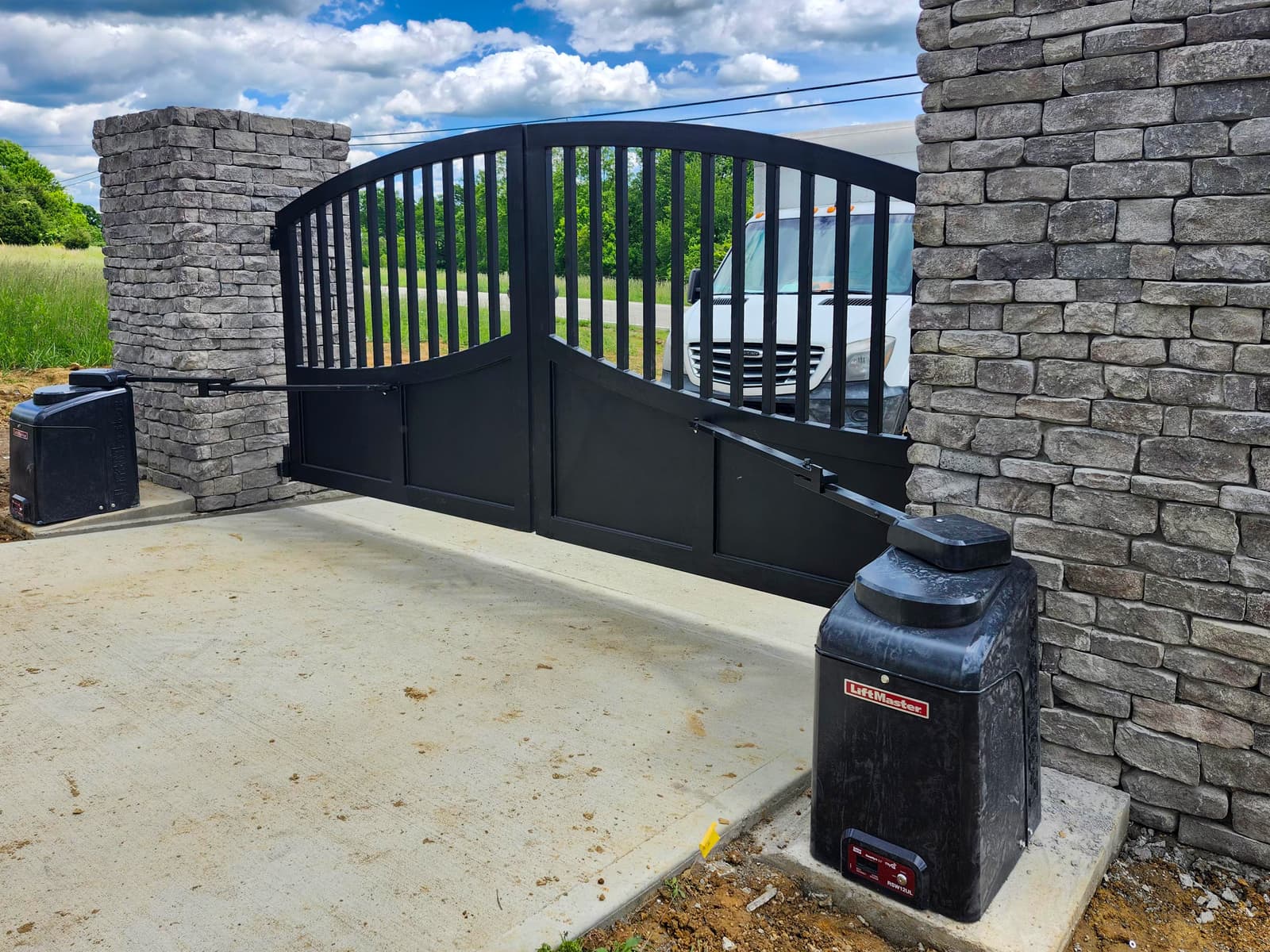 ASB Large Metal Gate Fabrication With Columns photo in gates work, Central Kentucky.
