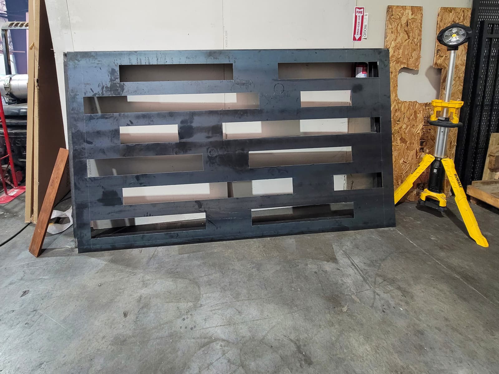 Privacy vs. Visibility: Choosing the Right Gate Panel Style