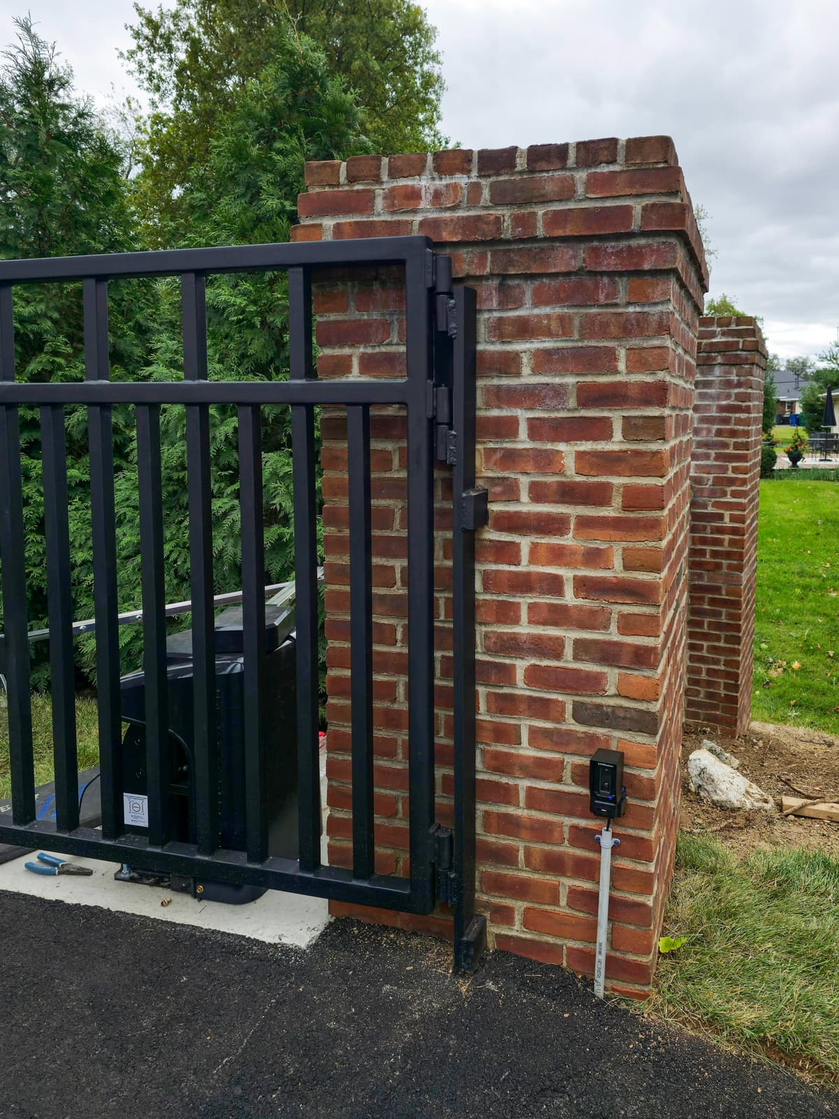 Top 5 Driveway Gate Designs in Lexington for Style and Security