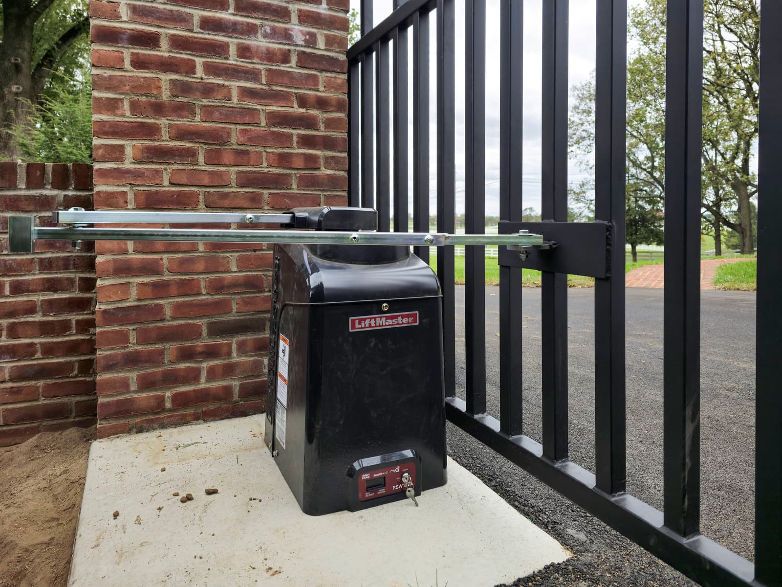 Top 5 Driveway Gate Designs in Lexington for Style and Security