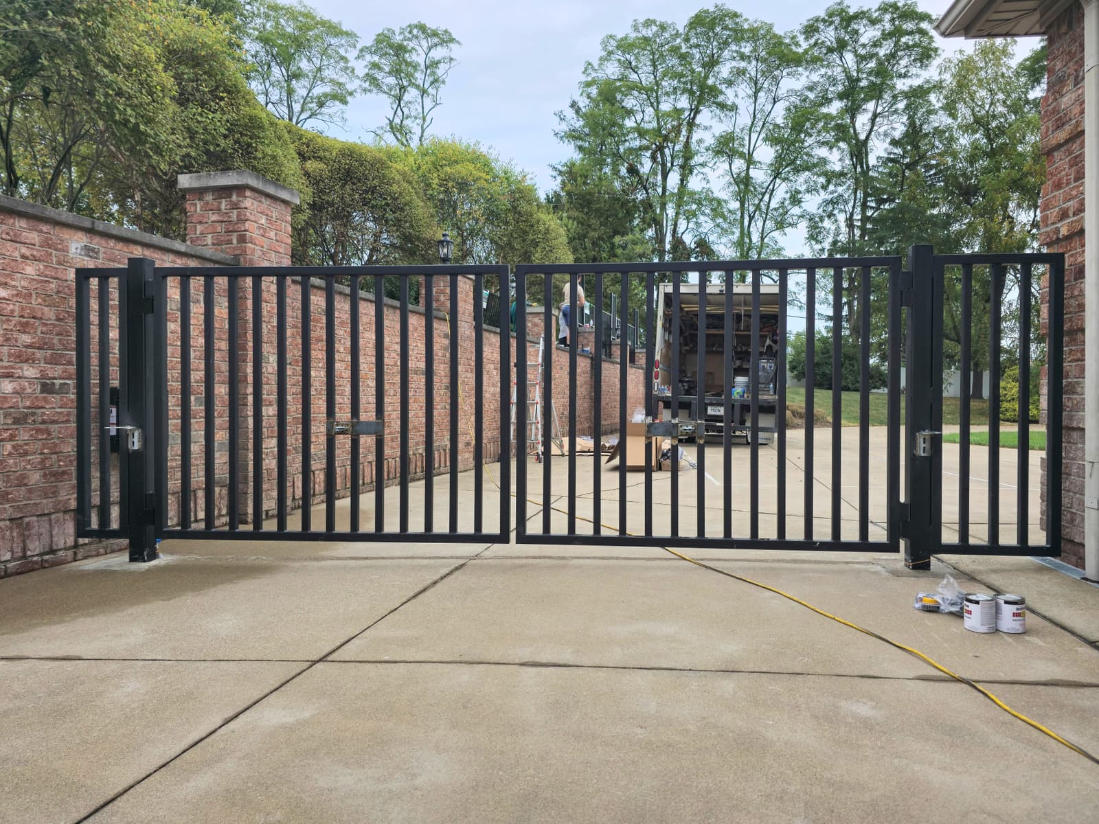 Battery Backup vs. Hardwired Gate Motors: Pros and Cons for Kentucky Properties