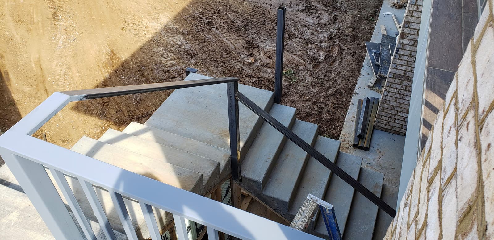 How Sun Exposure Affects Railing Finish Performance Over Time