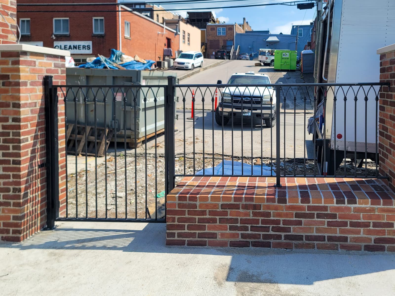 Metal Railings for Split-Level Homes: Layout Challenges and Design Tips