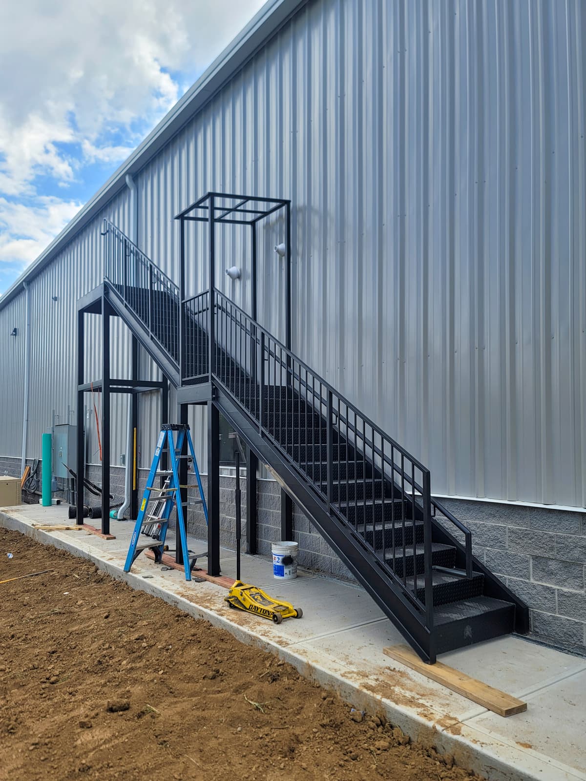 Finishing Options for Indoor Metal Stairs: Paint, Powder Coat, or Clear Seal?